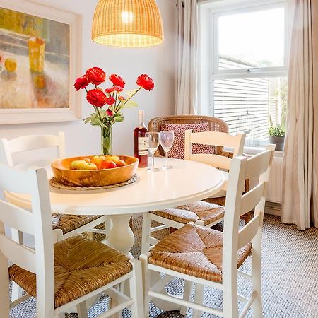 Walnut Cottage Алдебург Екстериор снимка
