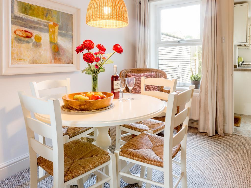 Walnut Cottage Алдебург Екстериор снимка